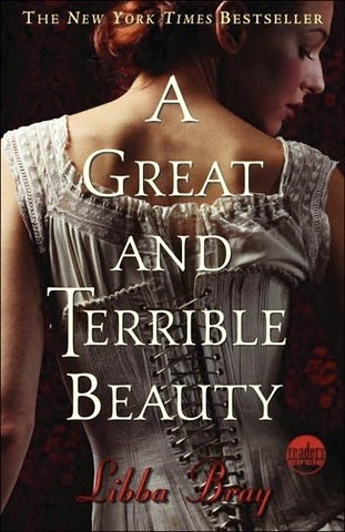 Libba Bray: A Great and Terrible Beauty (2003, Delacorte Press)